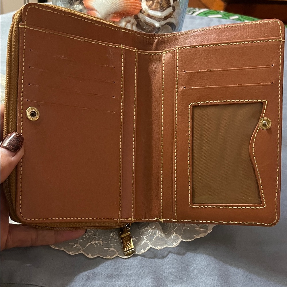 Alviero Martini Vintage Map Print Wallet w/Multiple Card Slips & Compartments - Picture 9 of 11
